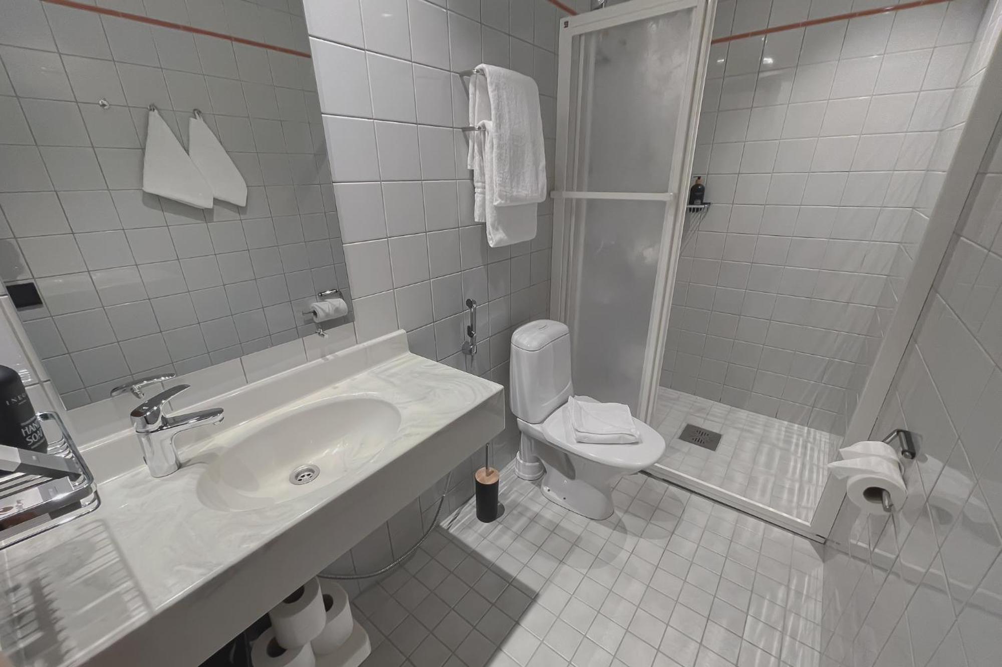 Ineon Hotel Åbo Exteriör bild